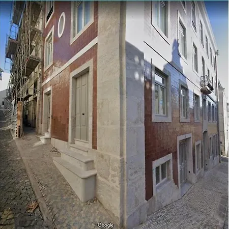 Daire Amazing Spacious Chiado 2-bedroom Stylish W Ac Lisboa